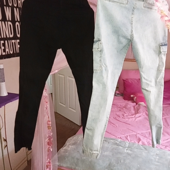 Clothes,  hats, dog clothes - Picture 15 of 16